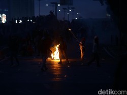 Aksi Demo Rusuh di Malam Hari, BEM SI: Bukan Kami