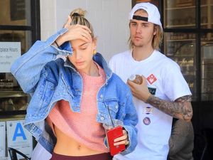 Hailey Bieber Bantah Sindir Lagu Selena Gomez