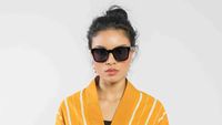 Besok Hari Batik, Ini 10 Baju Batik Kasual yang Bisa Dipakai Hangout dan Kondangan
