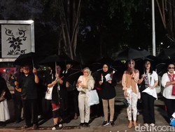 Pijar Lilin Hiasi Monas, Warga Gelar Aksi Solidaritas untuk Wamena