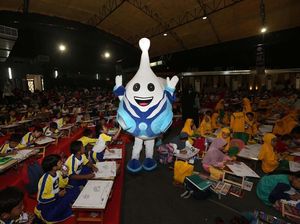 16.000 Anak Ikut Lomba Mewarnai