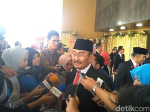 Jimly Asshiddiqie Siap Jika Ditunjuk Jadi Ketua DPD RI Jimly Asshiddiqie Siap Jika Ditunjuk Jadi Ketua DPD RI