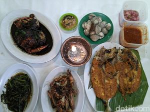 Mantap! Pesta Kepiting dan Ikan Kuwe Bakar yang Menggugah Selera Mantap! Pesta Kepiting dan Ikan Kuwe Bakar yang Menggugah Selera