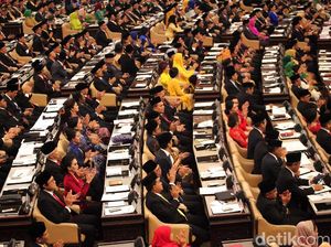 Rincian Gaji & Tunjangan Anggota DPR, Demo Puluhan Ribu Buruh