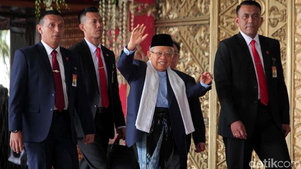 Para Tokoh dan Menteri Hadiri Pelantikan Anggota DPR