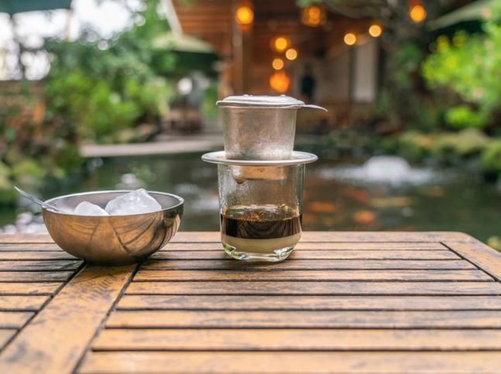 3 Cara Mudah Seduh Kopi Vietnam yang Harum Nikmat 3 Cara Mudah Seduh Kopi Vietnam yang Harum Nikmat