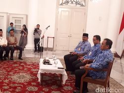 Anies Apresiasi Satgas Karhutla DKI yang Bantu Padamkan Hotspot di Jambi