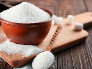 7 Alasan Penting Kenapa Anda Harus Kurangi Asupan Gula