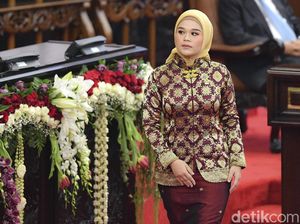 Mengenal Jialyka Maharani, Anggota DPD Termuda Mengenal Jialyka Maharani, Anggota DPD Termuda