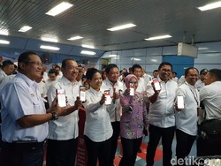 Jajal KRL Pakai LinkAja, Rini Sempat Gaptek