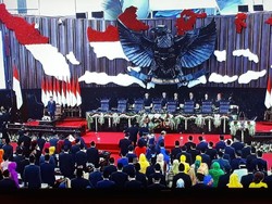 711 Anggota MPR 2019-2024 Resmi Dilantik