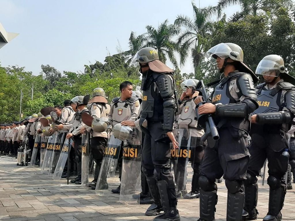 Mahasiswa Kembali Aksi di Palembang, 1.085 Polisi Disiagakan Mahasiswa Kembali Aksi di Palembang, 1.085 Polisi Disiagakan