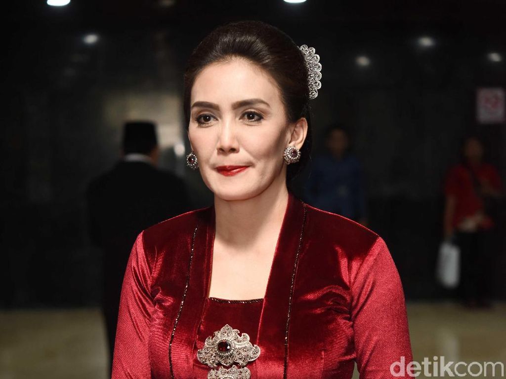 Ini Alasan PDIP Pilih Moh Nurdin Gantikan Rieke Diah Pitaloka di Baleg DPR Ini Alasan PDIP Pilih Moh Nurdin Gantikan Rieke Diah Pitaloka di Baleg DPR
