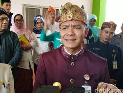 Ganjar Ajak Alumni UGM Berkontribusi di Pemerintahan Jokowi-Amin