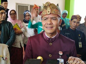 Ganjar Minta Intelijen Tangkap Provokator Siswa Ikut Demo Mahasiswa Ganjar Minta Intelijen Tangkap Provokator Siswa Ikut Demo Mahasiswa