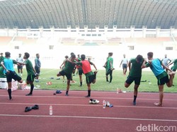 Timnas U-19 Pindah Latihan di Stadion Pakansari, Fakhri Pertajam Transisi