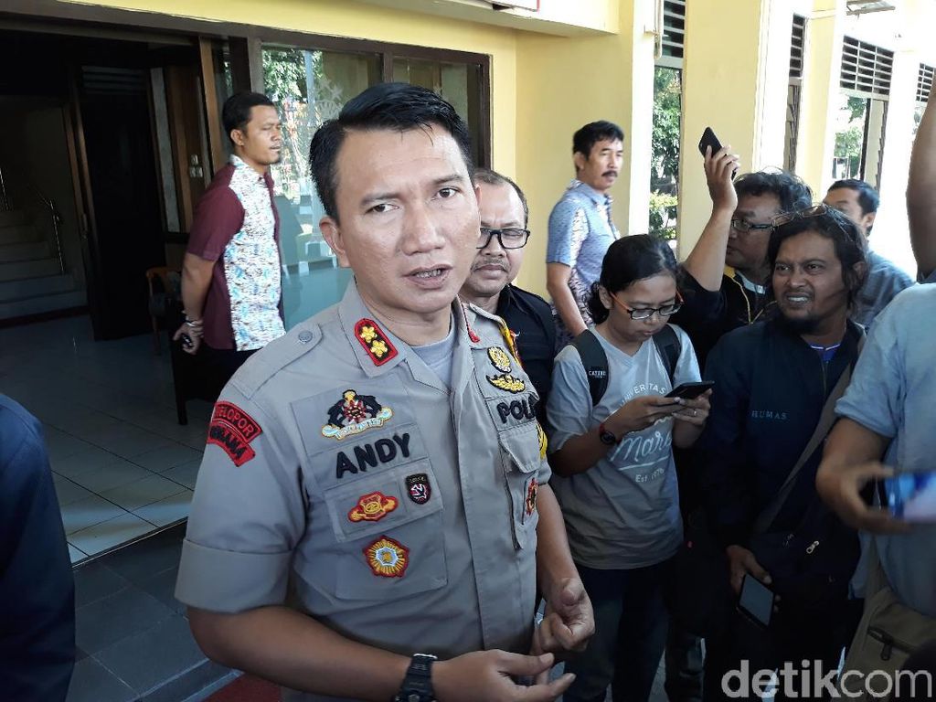 Serang Polisi Pakai Katapel Saat Demo, Seorang Pelajar di Solo Diciduk Serang Polisi Pakai Katapel Saat Demo, Seorang Pelajar di Solo Diciduk