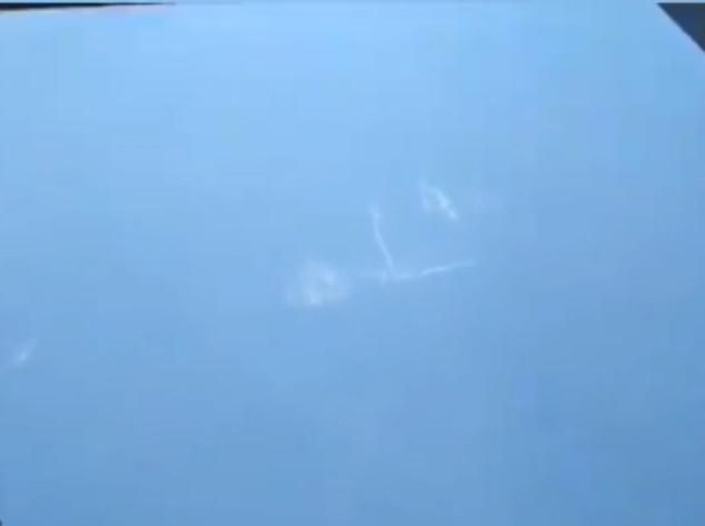 Heboh Awan Berlafaz Allah di Langit Makassar, Ini Kata BMKG Heboh Awan Berlafaz Allah di Langit Makassar, Ini Kata BMKG