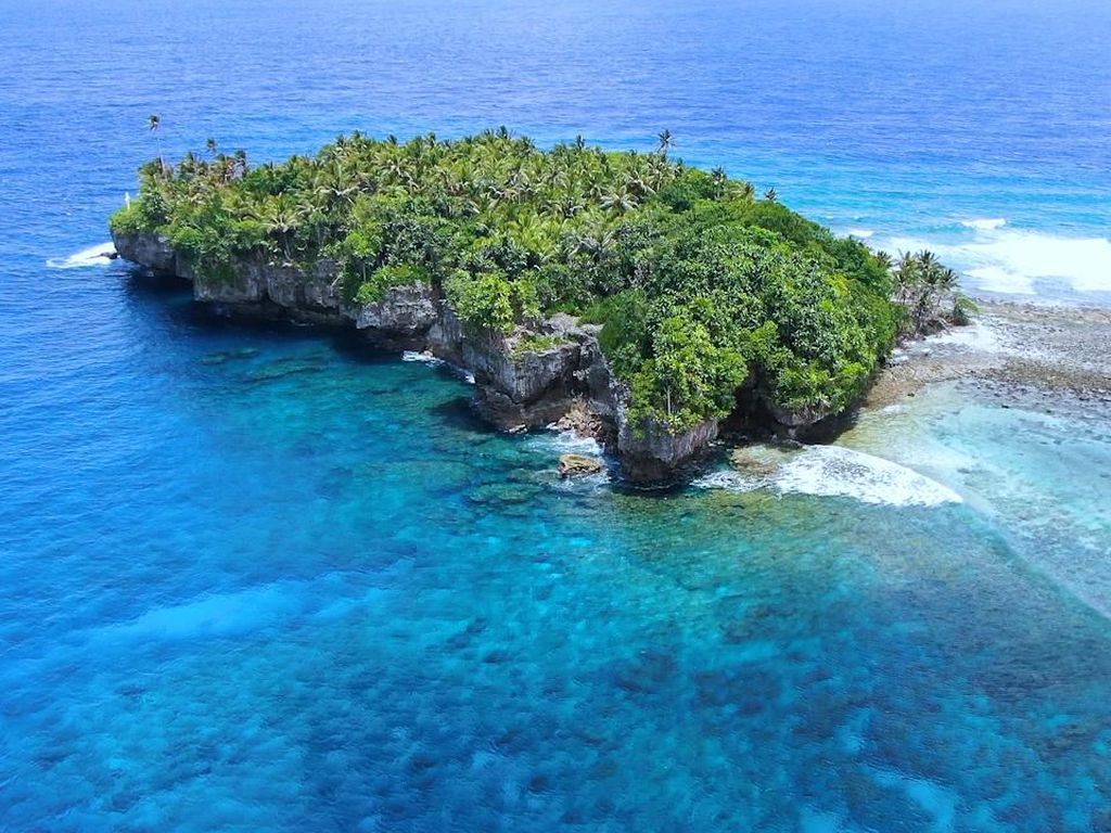 Kisah Pulau Paling Utara di Indonesia dan Penyelundupan Miras Filipina Kisah Pulau Paling Utara di Indonesia dan Penyelundupan Miras Filipina