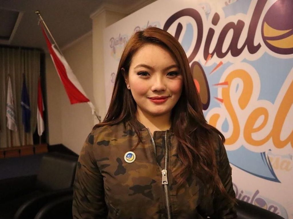 Legislator NasDem Ingatkan Deddy Corbuzier Konsekuensi Jadi Letkol Tituler Legislator NasDem Ingatkan Deddy Corbuzier Konsekuensi Jadi Letkol Tituler