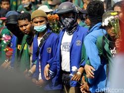 #AkbarAlamsyahDukaDemokrasi Bergaung di Linimasa