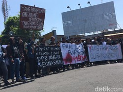Ratusan Mahasiswa Jember Tuntut Penghentian Tindakan Pelanggaran HAM