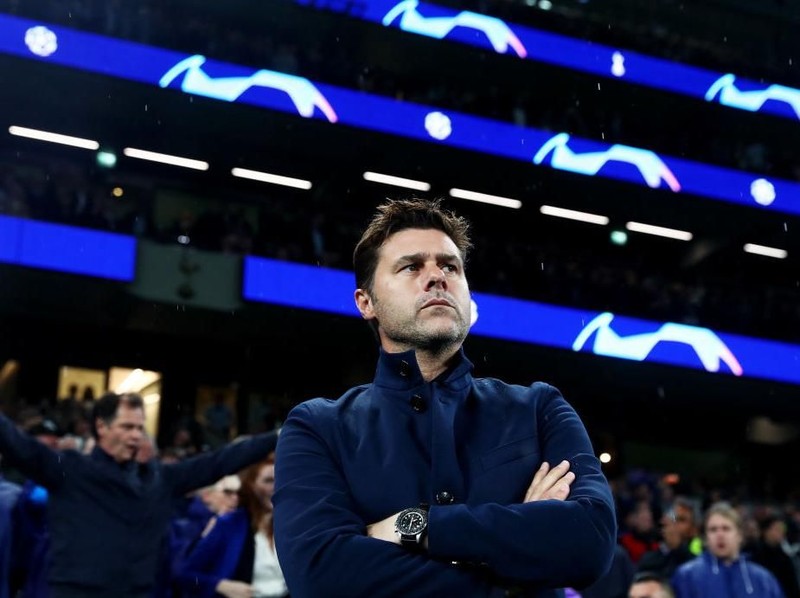 LONDON, ENGLAND - OCTOBER 01: Mauricio Pochettino, Manager of Tottenham Hotspur looks prior to the UEFA Champions League group B match between Tottenham Hotspur and Bayern Muenchen at Tottenham Hotspur Stadium on October 01, 2019 in London, United Kingdom. (Photo by Julian Finney/Getty Images)