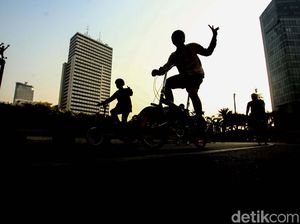 Begini Serunya Gowes di Hari Batik Begini Serunya Gowes di Hari Batik