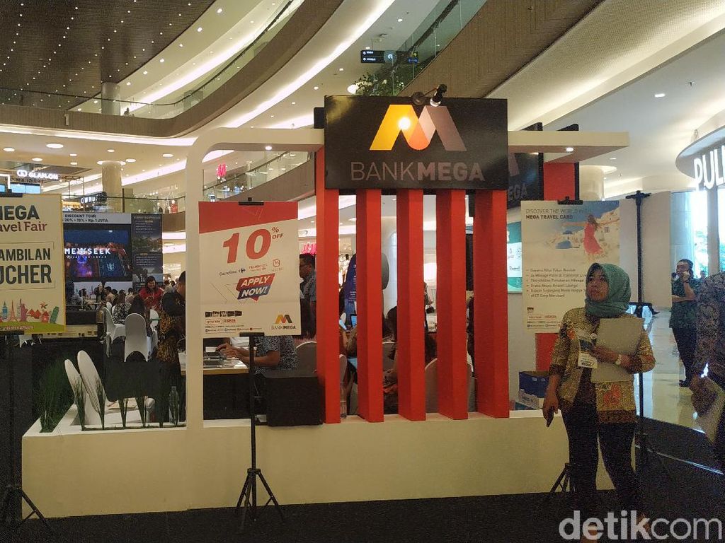 Bank Mega Gelar Mega Travel Fair Periode Kedua di Surabaya Bank Mega Gelar Mega Travel Fair Periode Kedua di Surabaya