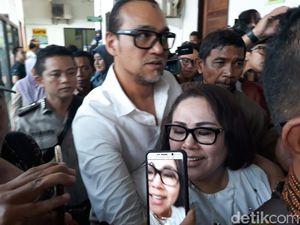 Sudah Lupa dengan Narkoba, Nunung Lebih Aktif Nyanyi di RSKO Sudah Lupa dengan Narkoba, Nunung Lebih Aktif Nyanyi di RSKO
