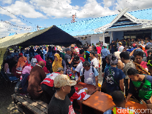 Cerita Saksi soal Pria Berjanggut Berseragam SMA Merusuh di Wamena Cerita Saksi soal Pria Berjanggut Berseragam SMA Merusuh di Wamena