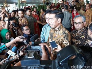 Jokowi Akan Bicarakan Jadwal Pelantikannya dengan Pimpinan MPR Baru Jokowi Akan Bicarakan Jadwal Pelantikannya dengan Pimpinan MPR Baru