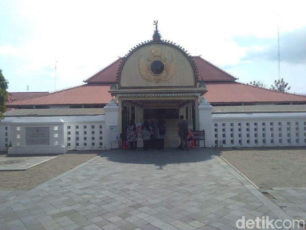 Menu Buka Puasa Spesial di Masjid Gedhe Kauman Yogyakarta