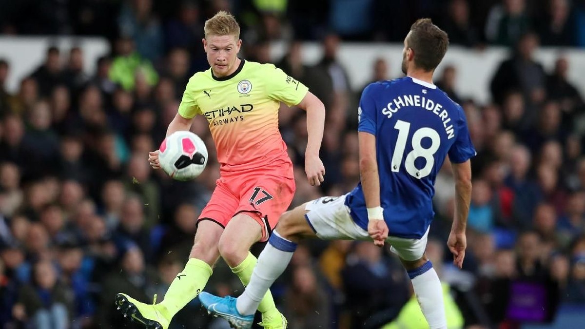 Gelandang Manchester City Kevin De Bruyne mengalami cedera pangkal paha (Foto: Jon Super/Reuters)
