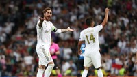 Madrid lantas bangkit di babak kedua setelah Sergio Ramos memperkecil skor di sepuluh menit awal pertandingan. REUTERS/Sergio Perez.
