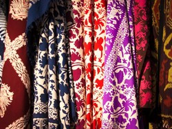 7 Batik Modern yang Terinspirasi dari Budaya Nusantara