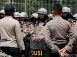 11 Orang yang Diamankan di Semanggi Terkait Demo UU Ciptaker Dipulangkan 11 Orang yang Diamankan di Semanggi Terkait Demo UU Ciptaker Dipulangkan