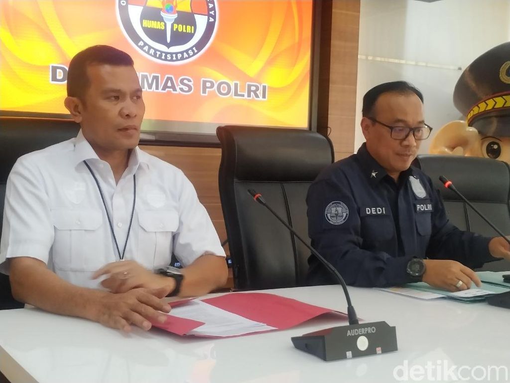 Kreator Grup WA Anak STM Jadi Tersangka Kreator Grup WA Anak STM Jadi Tersangka