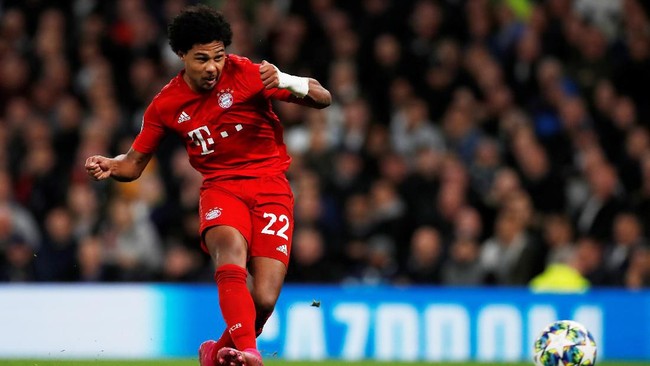 Wenger Tuding Bayern Jadi Dalang Kepergian Gnabry dari Arsenal