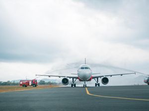 Cuaca Buruk di Belitung, AirAsia kembali ke Soetta