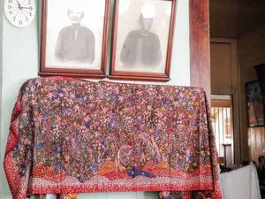 Mengapresiasi Lasem di Hari Batik Nasional Mengapresiasi Lasem di Hari Batik Nasional