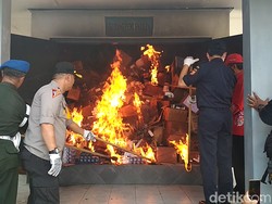 Bea Cukai Blitar Musnahkan Barang Bukti Penindakan Senilai Rp 595 Juta