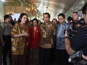 Sekar Jagad, Diplomasi Gaya Jokowi di Hari Batik Nasional Sekar Jagad, Diplomasi Gaya Jokowi di Hari Batik Nasional