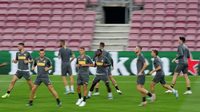 Inter Milan akan melawan Barcelona dan Juventus dalam rentang waktu empat hari (Foto: Albert Gea/Reuters) Inter Milan akan melawan Barcelona dan Juventus dalam rentang waktu empat hari (Foto: Albert Gea/Reuters)