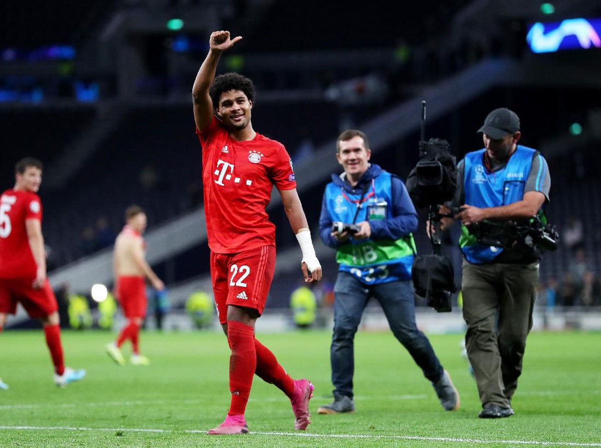 Gelandang Bayern Munich Serge Gnabry. (Foto: Catherine Ivill/Getty Images)