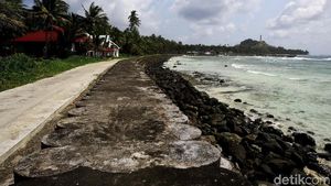 Serunya Berkeliling Mengitari Pulau Miangas