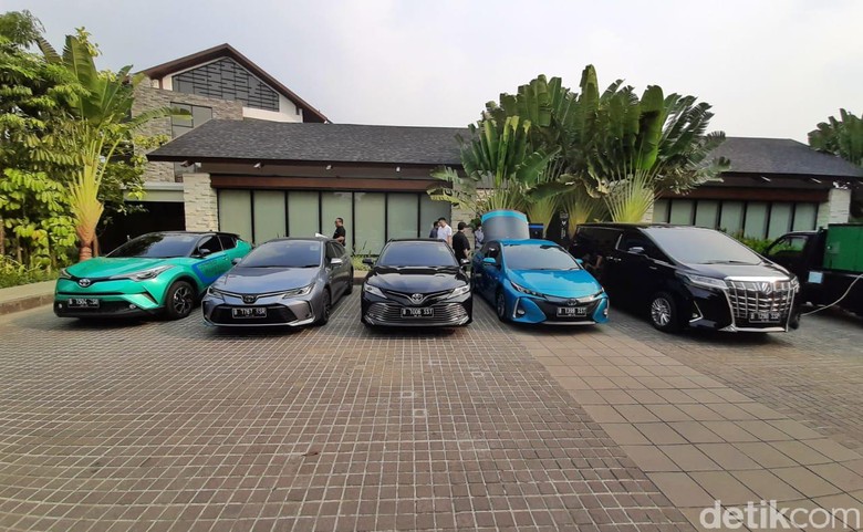 Mobil-mobil elektrifikasi Toyota