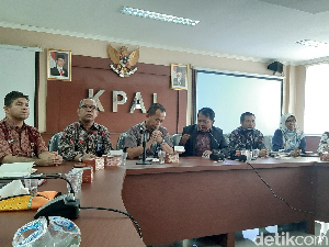KPAI Gandeng Kemendikbud-KemenPPPA Bahas Pelibatan Anak dalam Demo KPAI Gandeng Kemendikbud-KemenPPPA Bahas Pelibatan Anak dalam Demo