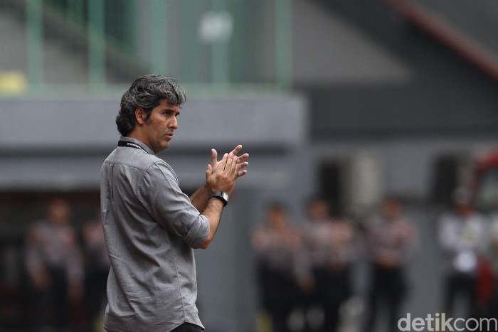 Stefano Cugurra Teco, pelatih Bali United