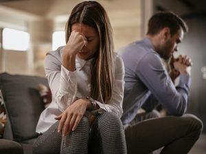 Curhat Wanita Ceraikan Suami yang Idap Kanker Testis, Ngaku Kena Mental Curhat Wanita Ceraikan Suami yang Idap Kanker Testis, Ngaku Kena Mental